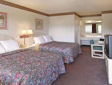 Days Inn By Wyndham Athens Buitenkant foto